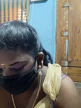 divyasree1431 online show from July 18, 2026, 5:38 am