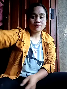 Lyyylina online show from May 25, 2026, 11:20 am