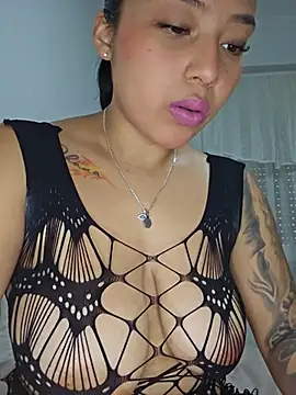 Angelmoon04 online show from June 25, 2026, 7:35 am