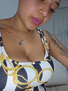 Angelmoon04 online show from June 20, 2026, 3:00 am