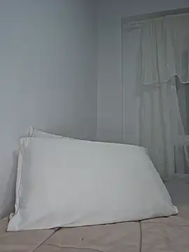 Angelmoon04 online show from June 12, 2026, 3:26 am