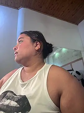 Snapshot of tatikanyx chatting on July 17, 2026, 12:13 pm tatikanyx online show from July 17, 2026, 12:13 pm