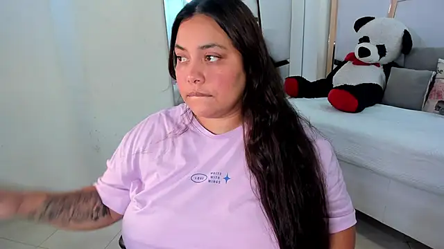 Snapshot of tatikanyx chatting on May 14, 2026, 12:24 pm tatikanyx online show from May 14, 2026, 12:24 pm