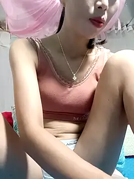 MilkShow online show from July 5, 2026, 9:43 pm