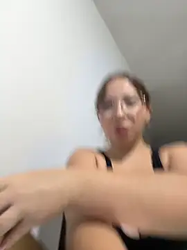 Snapshot of AliciaWhite_nt chatting on July 16, 2026, 11:35 pm AliciaWhite nt online show from July 16, 2026, 11:35 pm