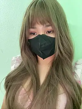 Snapshot of -Violet-t chatting on May 15, 2026, 12:14 pm -Violet-t online show from May 15, 2026, 12:14 pm
