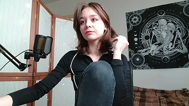 Mysterious Toy online show from March 19, 2026, 1:33 pm