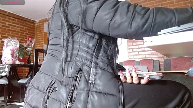 Lia rouse04 online show from March 11, 2026, 1:16 pm