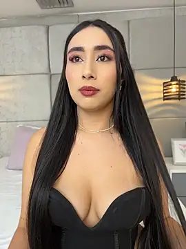 Snapshot of IvonneOwen chatting on June 27, 2026, 3:01 am IvonneOwen online show from June 27, 2026, 3:01 am