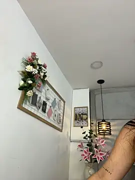 Snapshot of IvonneOwen chatting on July 17, 2026, 3:04 am IvonneOwen online show from July 17, 2026, 3:04 am