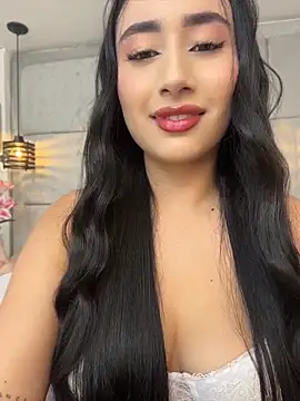 Snapshot of IvonneOwen chatting on June 20, 2026, 11:21 pm IvonneOwen online show from June 20, 2026, 11:21 pm