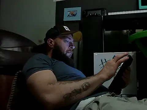 Numba1dad  online show from January 17, 2026, 2:04 am