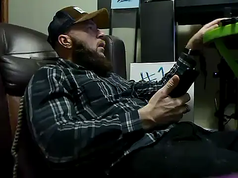 Numba1dad  online show from February 3, 2026, 9:47 am