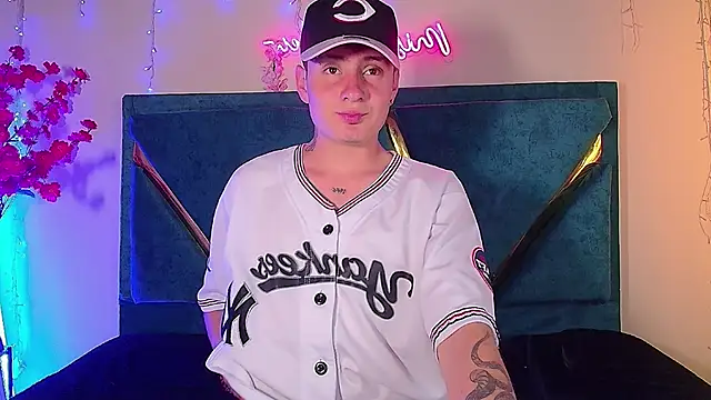 dantte grey online show from January 8, 2026, 4:29 am