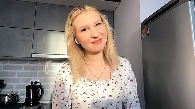 Snapshot of DozyLagging chatting on January 17, 2026, 10:52 am DozyLagging online show from January 17, 2026, 10:52 am