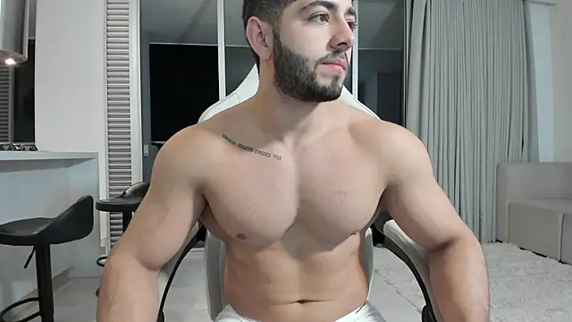Snapshot of Thiago_moretti chatting on June 9, 2026, 2:12 am Thiago moretti online show from June 9, 2026, 2:12 am