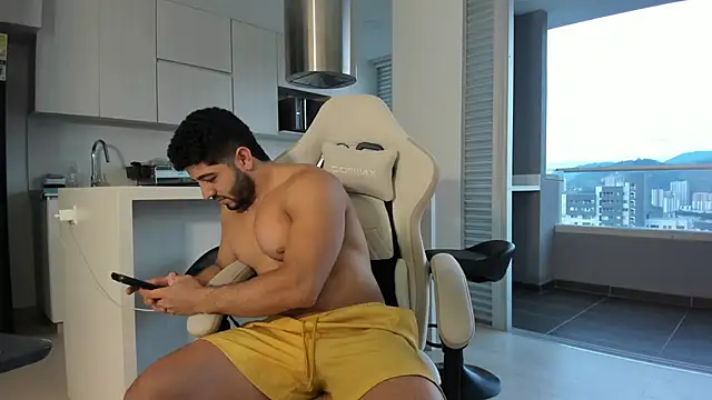 Snapshot of Thiago_moretti chatting on June 17, 2026, 11:14 pm Thiago moretti online show from June 17, 2026, 11:14 pm