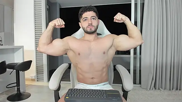 Snapshot of Thiago_moretti chatting on June 17, 2026, 3:06 am Thiago moretti online show from June 17, 2026, 3:06 am