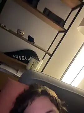 Snapshot of witchdub chatting on March 4, 2026, 9:55 pm witchdub online show from March 4, 2026, 9:55 pm