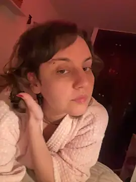 Snapshot of witchdub chatting on April 22, 2026, 12:50 am witchdub online show from April 22, 2026, 12:50 am