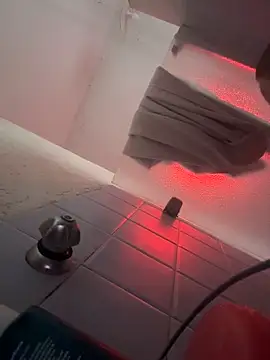 Snapshot of witchdub chatting on March 1, 2026, 4:07 pm witchdub online show from March 1, 2026, 4:07 pm