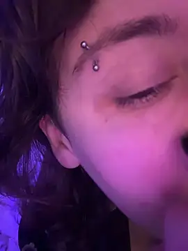 Snapshot of witchdub chatting on March 13, 2026, 4:12 pm witchdub online show from March 13, 2026, 4:12 pm