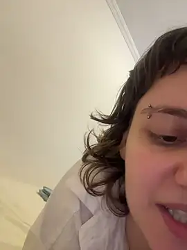 Snapshot of witchdub chatting on February 11, 2026, 3:23 pm witchdub online show from February 11, 2026, 3:23 pm