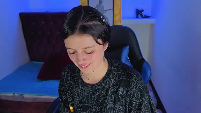 Snapshot of Harley_quinzell chatting on January 18, 2026, 6:44 pm Harley quinzell online show from January 18, 2026, 6:44 pm