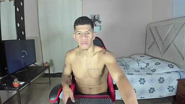 Snapshot of antonio_aguilarx chatting on August 8, 2026, 1:45 am antonio aguilarx online show from August 8, 2026, 1:45 am