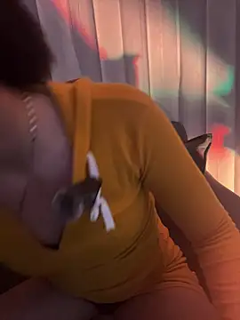  Queen love2 online show from March 14, 2026, 4:29 am