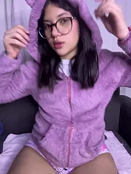  Queen love2 online show from March 8, 2026, 4:38 am