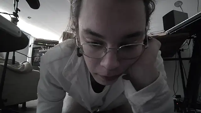 Snapshot of YessuRisk chatting on January 10, 2026, 10:38 pm YessuRisk online show from January 10, 2026, 10:38 pm