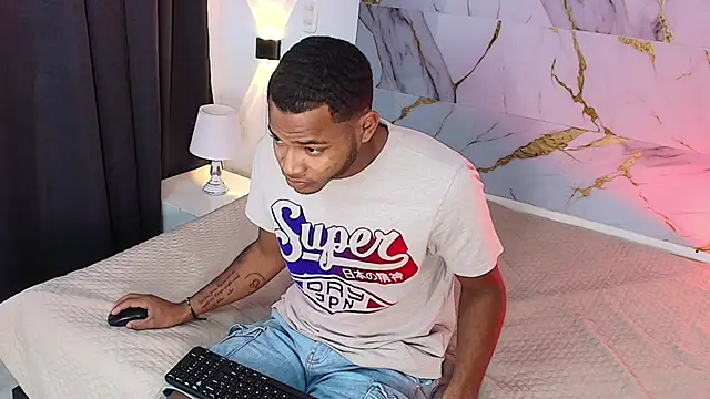 Latinblack 98 online show from February 2, 2026, 11:42 am