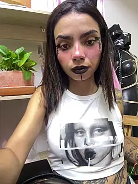 Electra Darkk online show from April 27, 2026, 4:38 pm