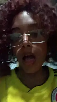 Snapshot of meganparixx chatting on March 27, 2026, 3:48 am meganparixx online show from March 27, 2026, 3:48 am