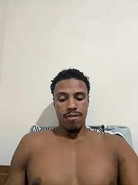 Snapshot of LorenzoBlack27 chatting on June 12, 2026, 11:24 pm LorenzoBlack27 online show from June 12, 2026, 11:24 pm