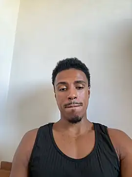 LorenzoBlack27 online show from May 2, 2026, 2:22 pm