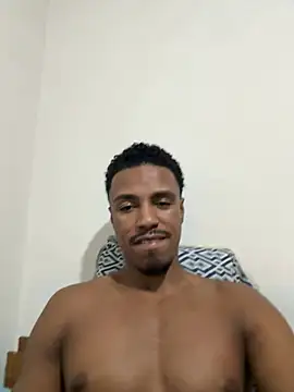 Snapshot of LorenzoBlack27 chatting on June 10, 2026, 10:44 pm LorenzoBlack27 online show from June 10, 2026, 10:44 pm