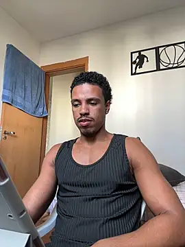 Snapshot of LorenzoBlack27 chatting on May 26, 2026, 7:23 pm LorenzoBlack27 online show from May 26, 2026, 7:23 pm
