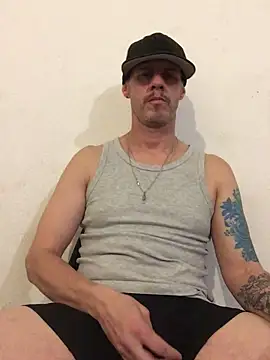 Donovanyu online show from February 5, 2026, 3:35 am