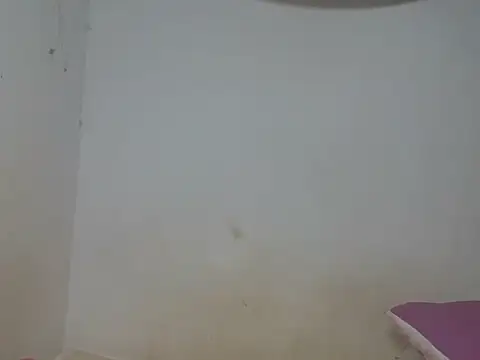 Snapshot of Zyeiii chatting on June 19, 2026, 6:58 pm Zyeiii online show from June 19, 2026, 6:58 pm