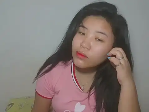 Snapshot of Zyeiii chatting on March 13, 2026, 9:31 pm Zyeiii online show from March 13, 2026, 9:31 pm