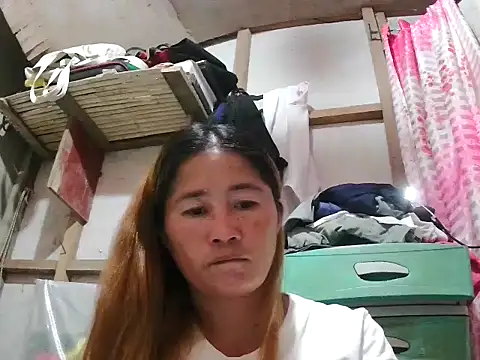Snapshot of lovelyxxx88 chatting on May 9, 2026, 10:29 am lovelyxxx88 online show from May 9, 2026, 10:29 am
