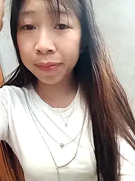 Mayly lucky2 online show from April 22, 2026, 10:22 am