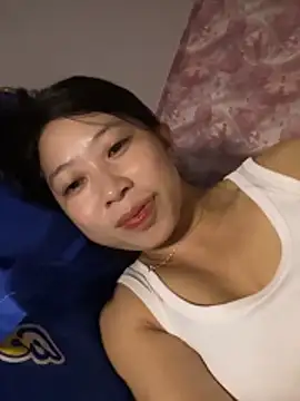 Snapshot of Mayly_lucky2 chatting on June 29, 2026, 2:17 pm Mayly lucky2 online show from June 29, 2026, 2:17 pm