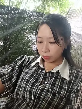 Snapshot of Mayly_lucky2 chatting on July 9, 2026, 11:59 pm Mayly lucky2 online show from July 9, 2026, 11:59 pm