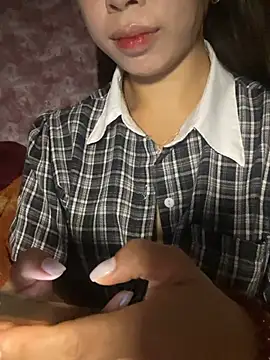 Snapshot of Mayly_lucky2 chatting on July 19, 2026, 3:04 am Mayly lucky2 online show from July 19, 2026, 3:04 am