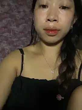 Snapshot of Mayly_lucky2 chatting on August 4, 2026, 12:15 am Mayly lucky2 online show from August 4, 2026, 12:15 am