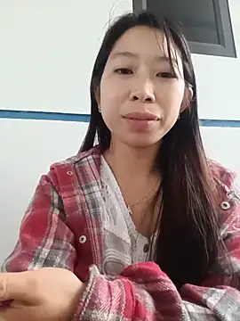 Snapshot of Mayly_lucky2 chatting on July 2, 2026, 3:23 am Mayly lucky2 online show from July 2, 2026, 3:23 am