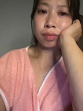 Snapshot of Mayly_lucky2 chatting on June 17, 2026, 9:47 pm Mayly lucky2 online show from June 17, 2026, 9:47 pm